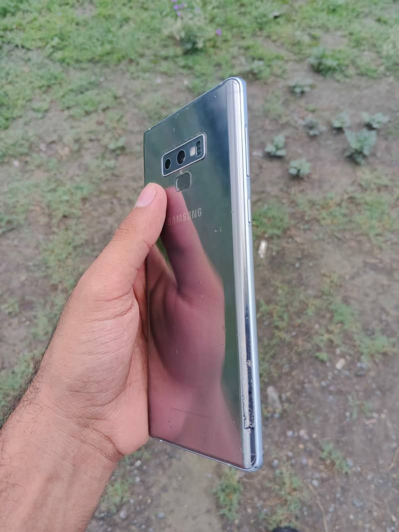 Samsung Mobile Note 9 3
