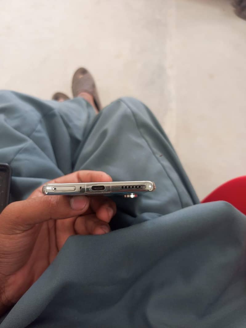 Tecno CAMON 40 Pro 2