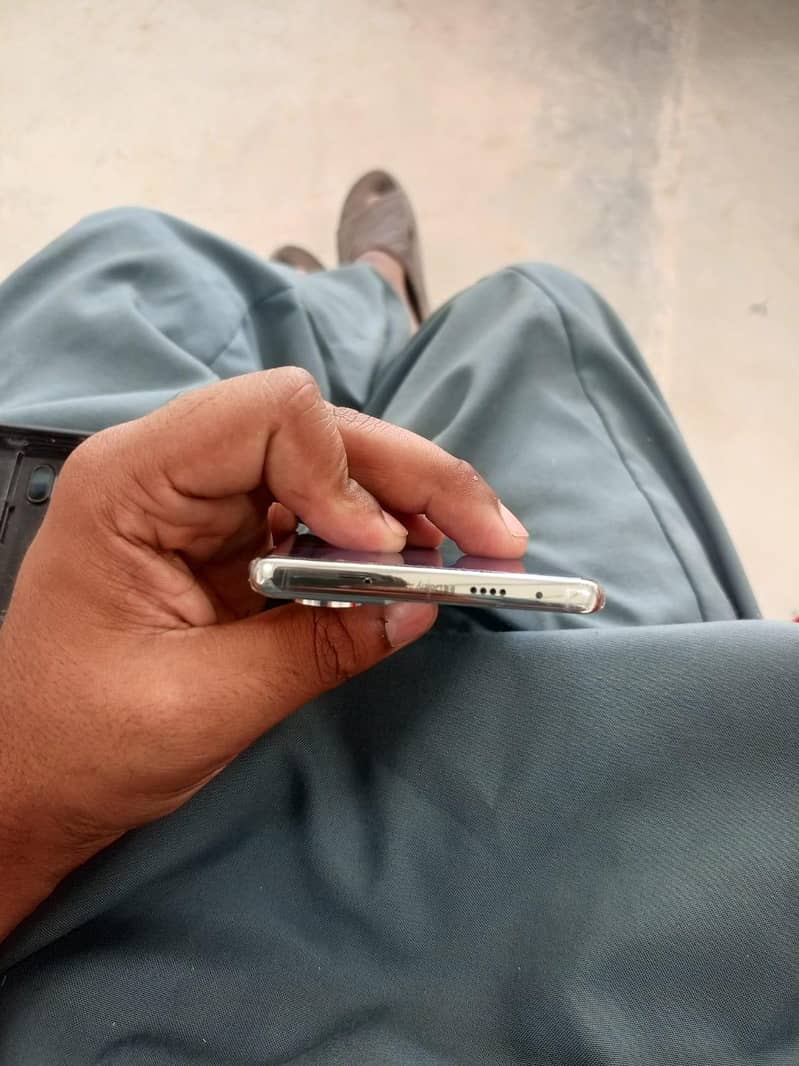 Tecno CAMON 40 Pro 5