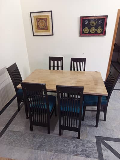 dining table six seater minor used elegant condition