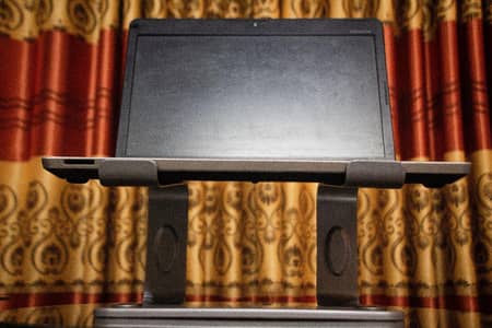 Imported adjustable aluminium laptop stand with box| 10/10 Condition