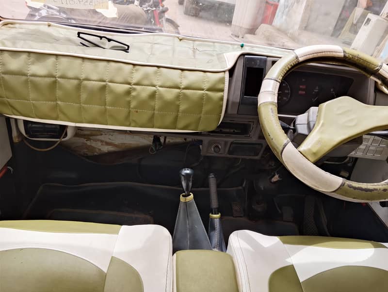 Suzuki bolan 5