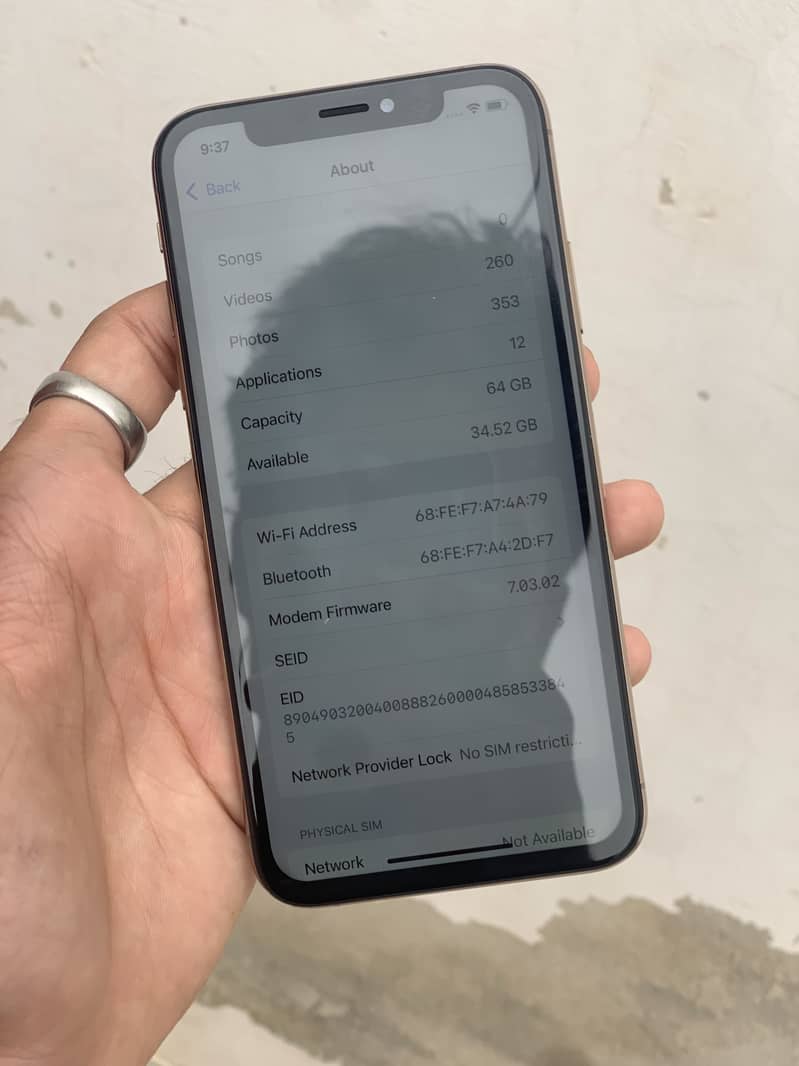iPhone xs 4