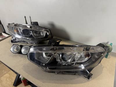 Honda civic headlights. 2018.100% orignal
