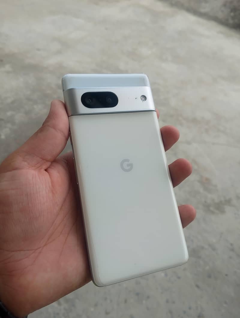 Google Pixel 7 3