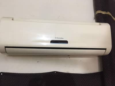Electrolux 1 ton AC urgent sale negotiation karle ge