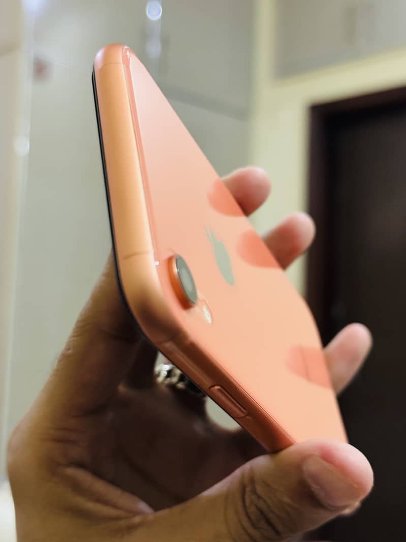 iPhone xr 6
