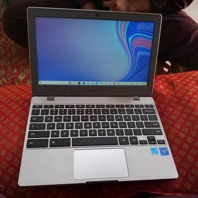 Samsung chrome book os