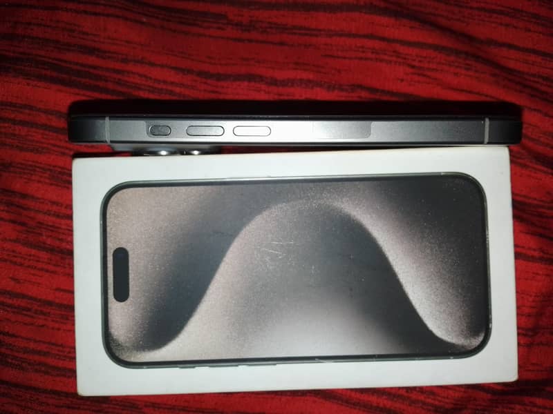 iphone 15 pro 2