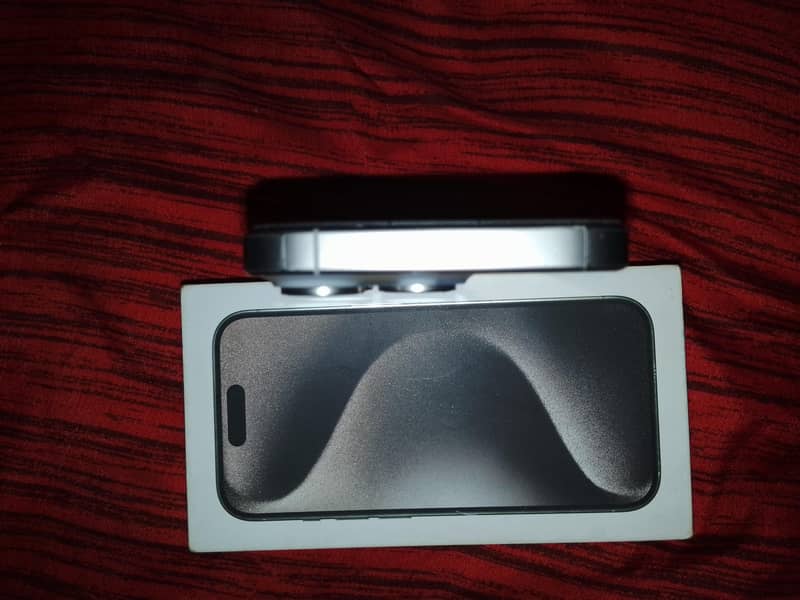 iphone 15 pro 3