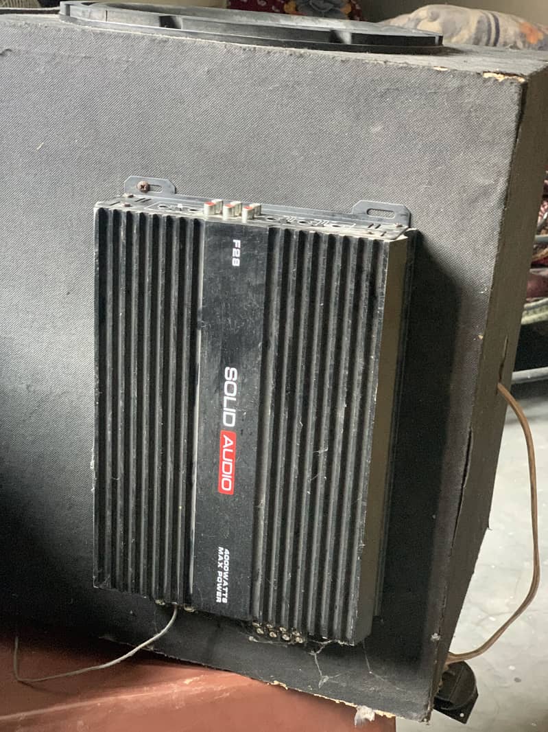 Amplifier with base box 0