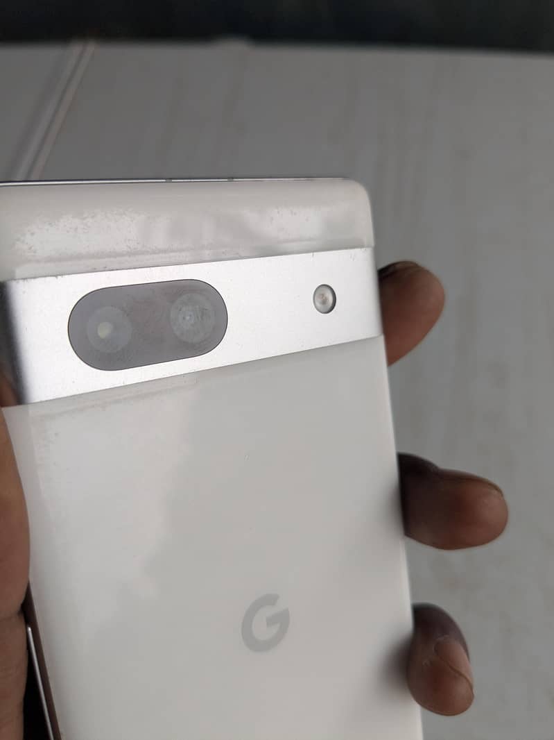 Google Pixel 7a 4