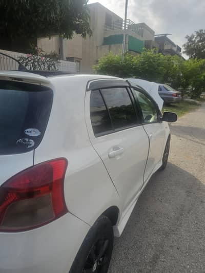 Toyota Vitz 2005