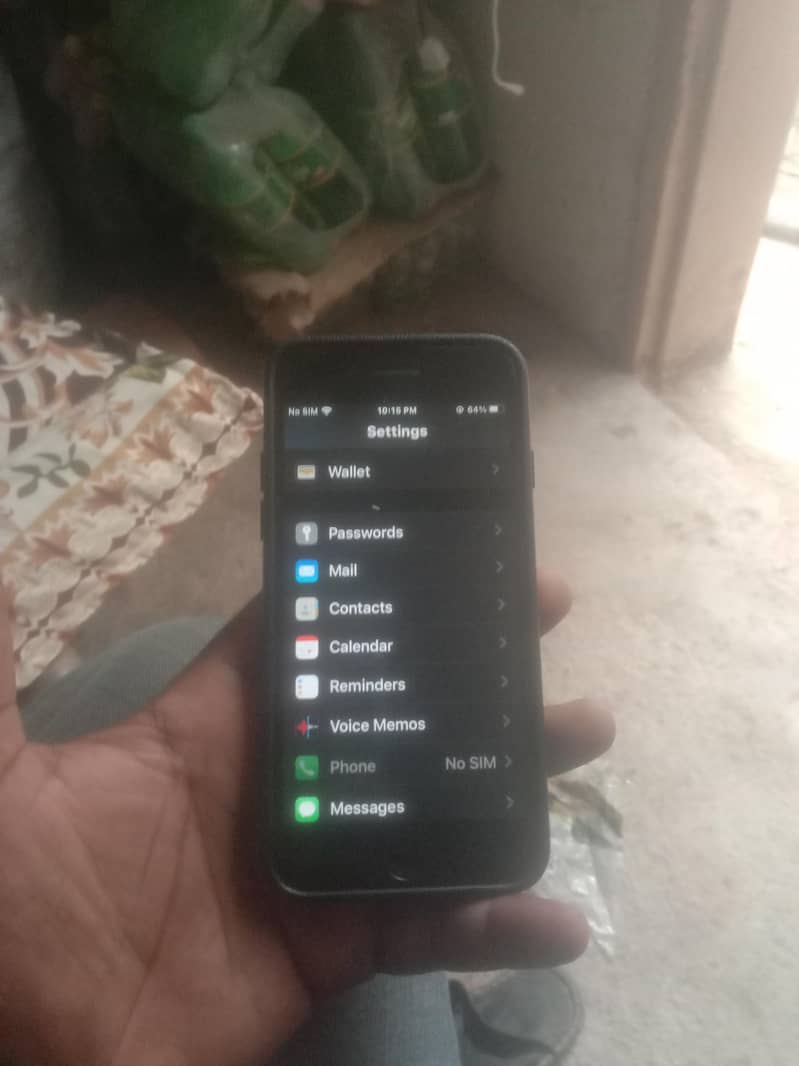 Apple iPhone 7 2