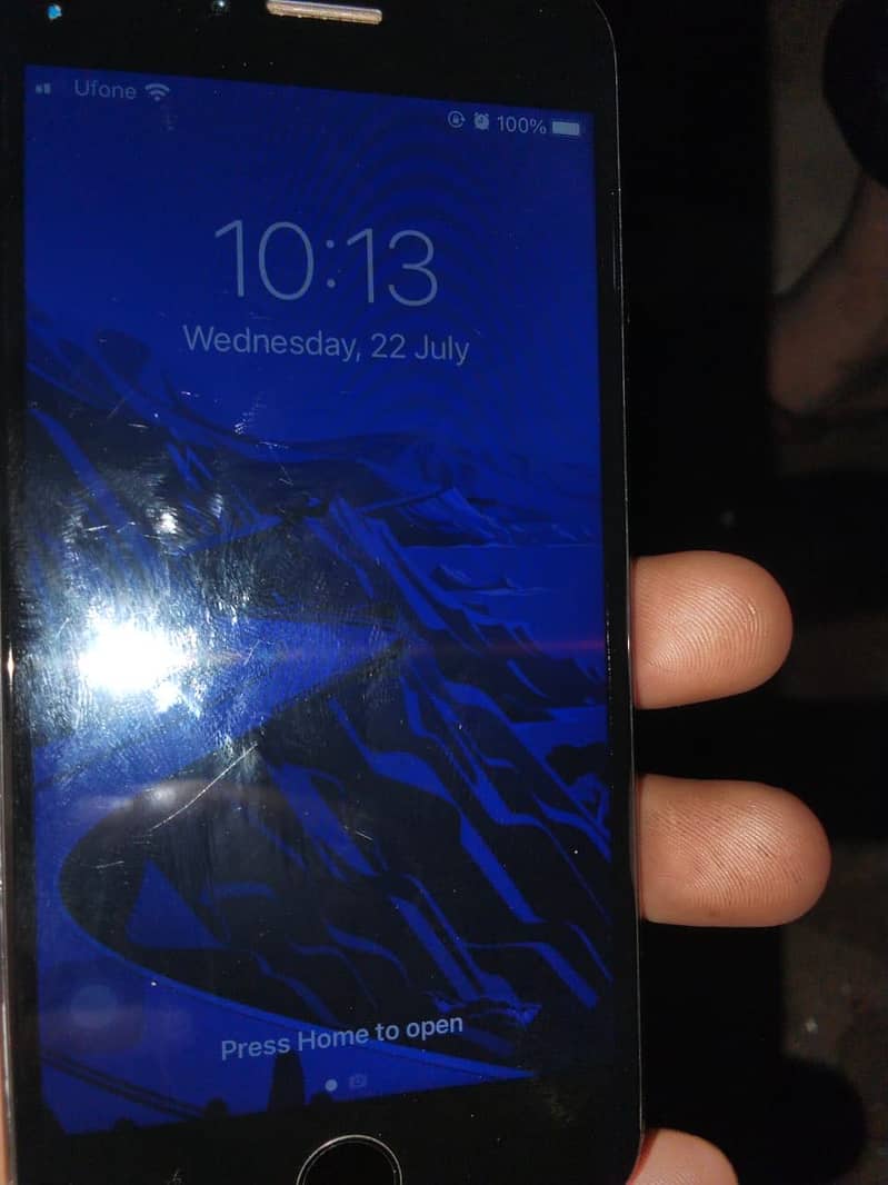 Apple iPhone 7 1