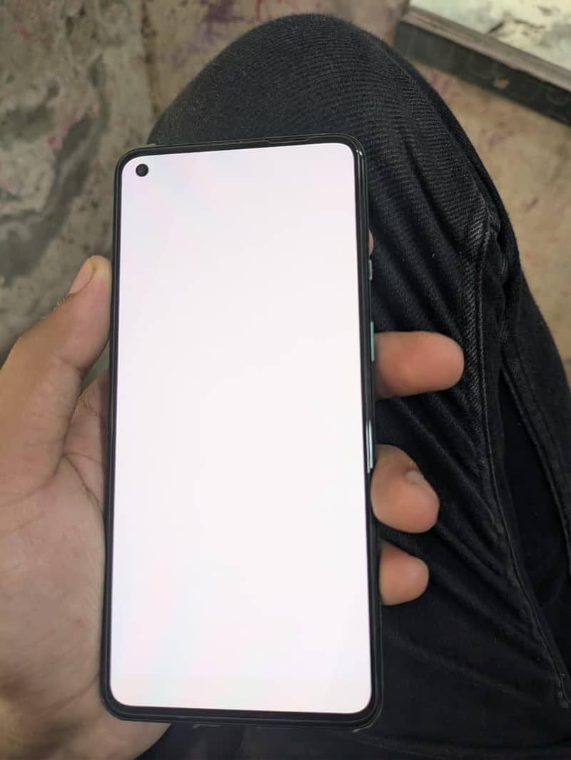 One Plus 8T 4