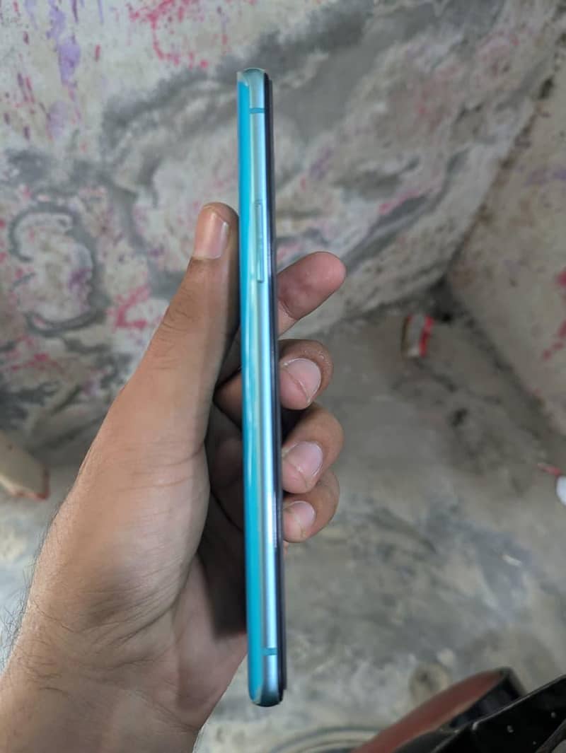 One Plus 8T 6