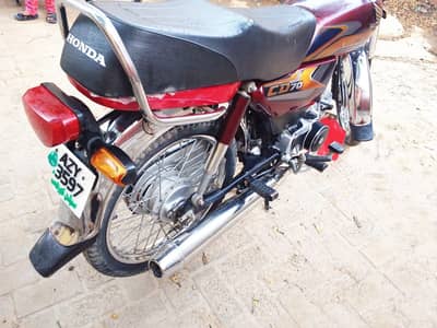 Honda CD70 price 1.45 lace (+92 333 4131414