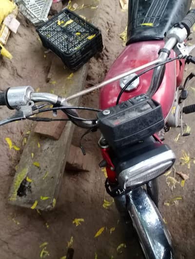 honda cd 70 bike urgently for sale . biometric not available