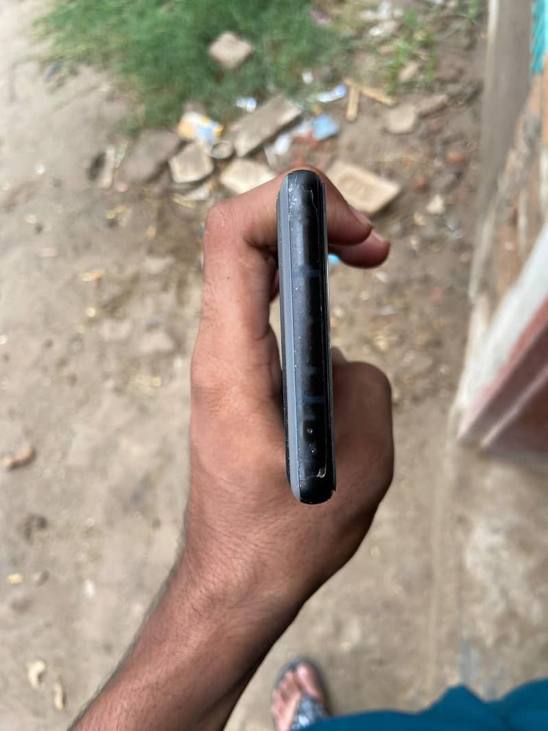 Google Pixel 6a 3
