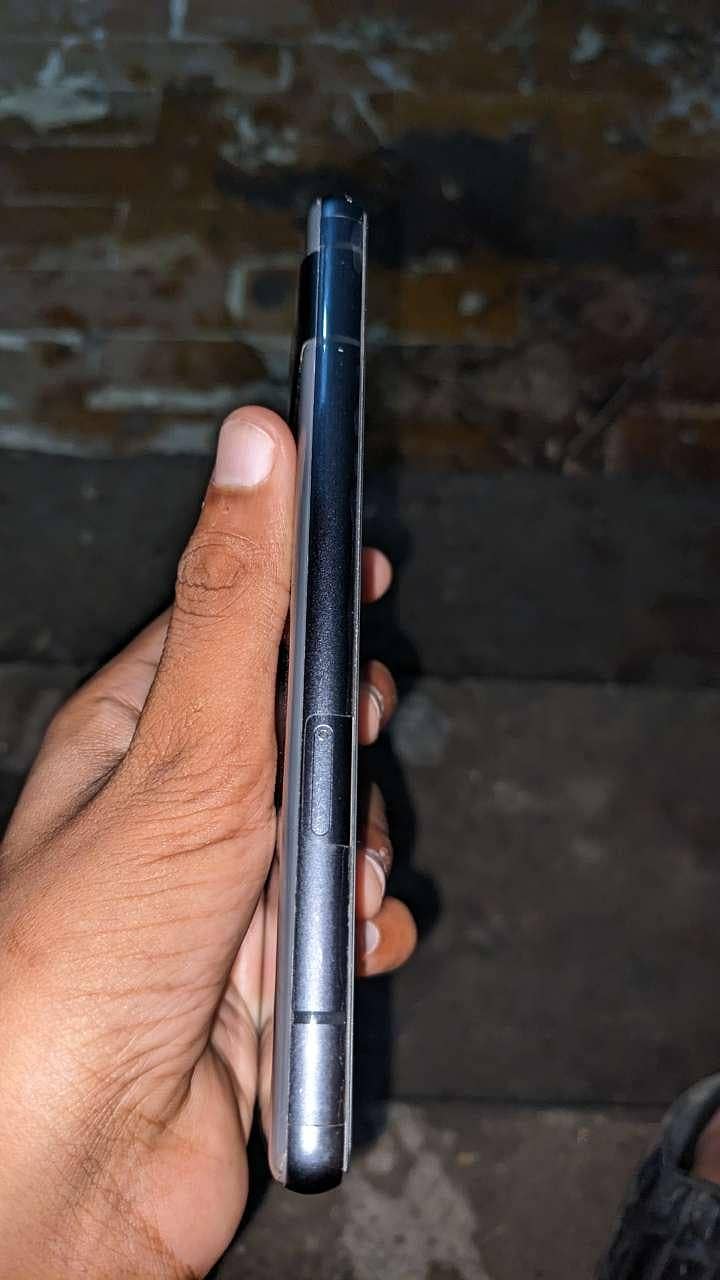 Google Pixel 7a 1