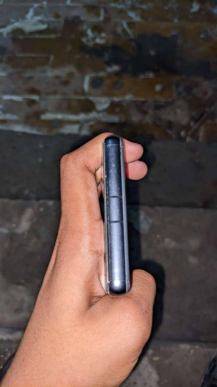 Google Pixel 7a 3