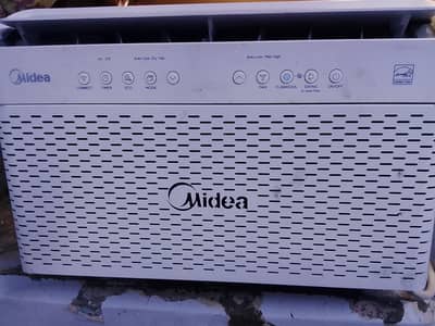 0.75 TON AC NEW CONDITION 10/10