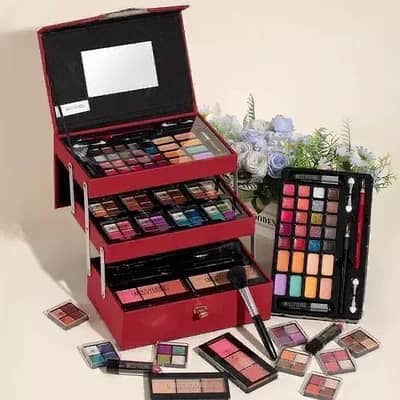 Miss Young makeup kit