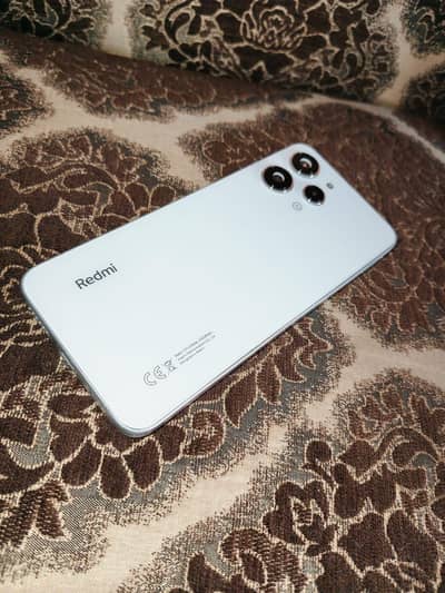Xiaomi Redmi 12