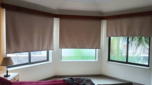 Neatly used ivory sun protect blinds (4) - roller kits installed