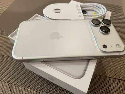 As if just unboxed Iphone 17 Pro Max 256 GB Silver PTA