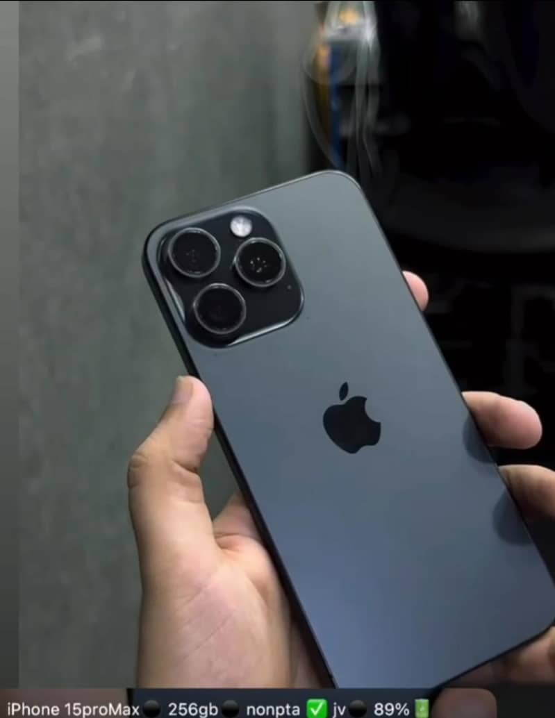 Apple iPhone 15 Pro Max 2