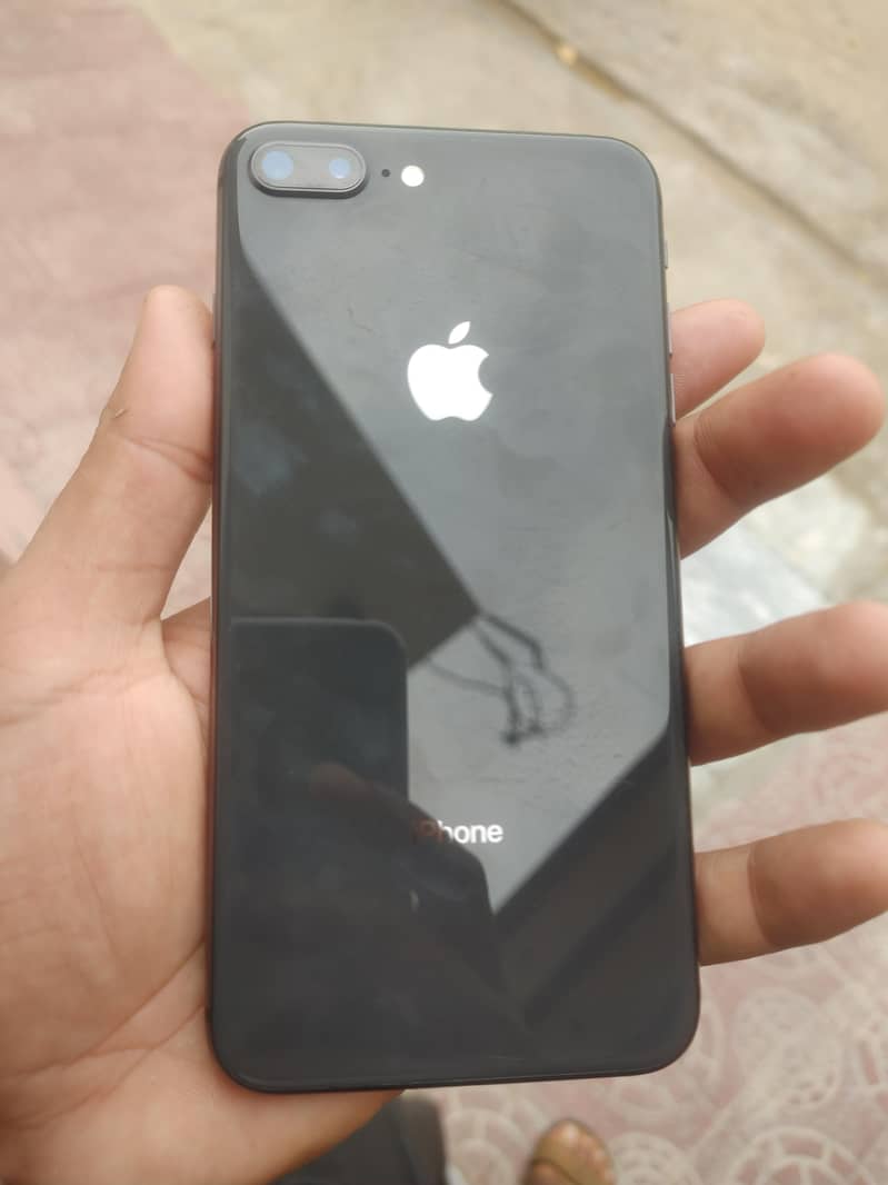 Apple iPhone 8 Plus 7