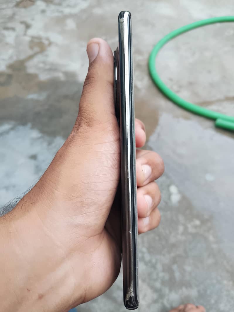 Infinix Zero 40 10