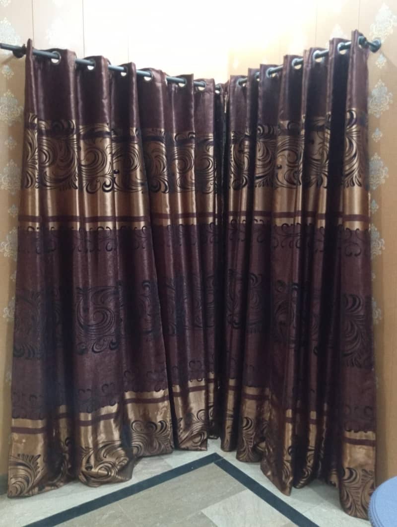 Curtains 0