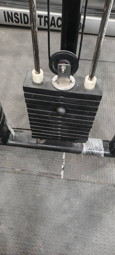 weight lifting machine