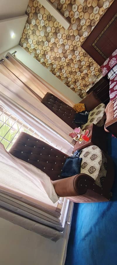 Sofa for sale urgent condition 10/09