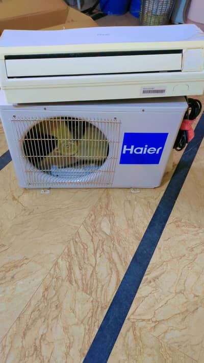 HAIER | SPLIT AC | 1 TON | LOW VOLTAGE SERIES |EXCELLENT CONDITION
