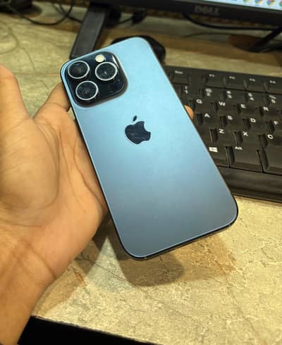 Apple iPhone 15 Pro