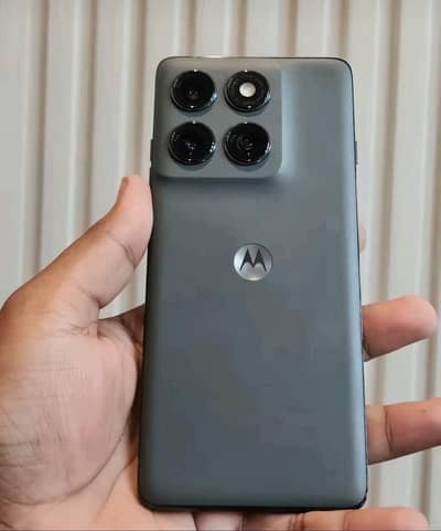 matrola edge 2025 5g  exchange possible vivo v50 lite others device ka