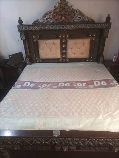 medicated full size mattress in good condition