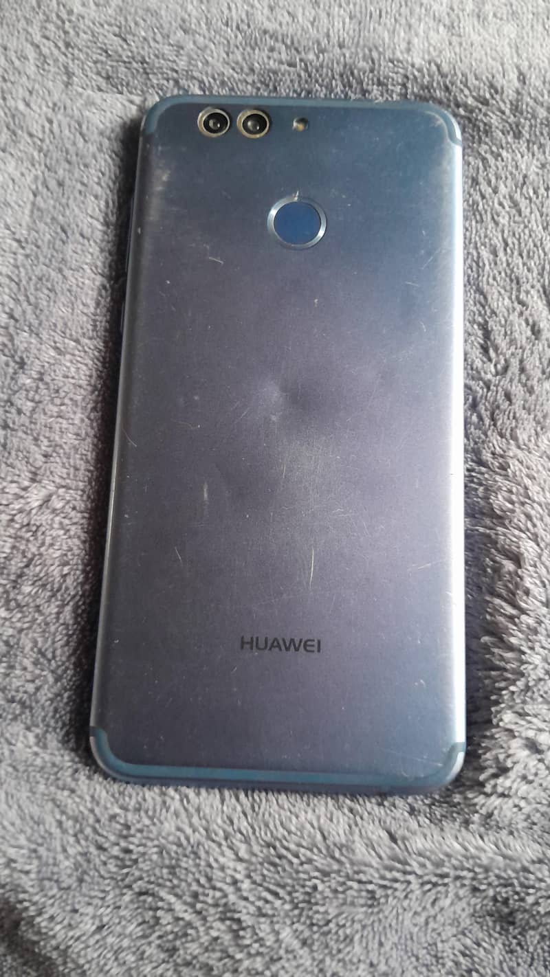 Huawei Nova 2s 0