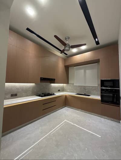 10 Marla Fully Designer Luxury House for Sale in Overseas Block Bahria Town Islamabad | Owner Built | A+ Construction | Prime Location