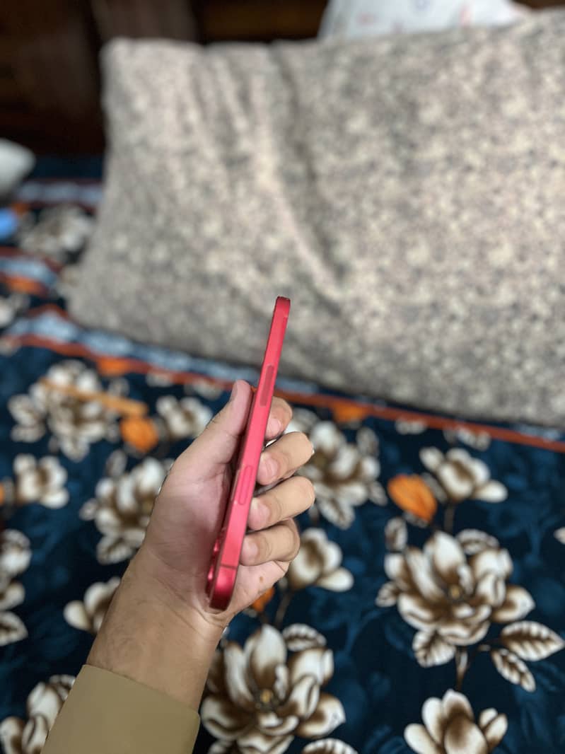 Apple iPhone 14 plus 4