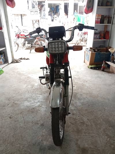 Eagle star 2018 model ha pindi number ha all clear