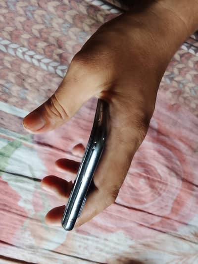 Vivo V21e 8/128 with box charger