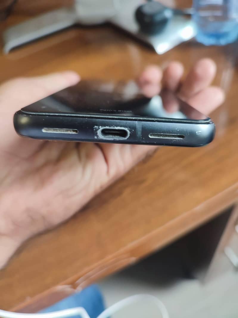 Google Pixel 8 2