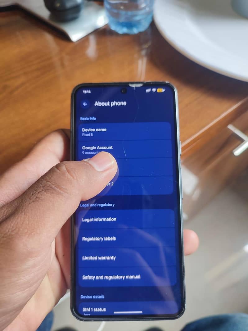 Google Pixel 8 6