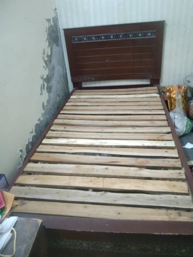 Single beds 0