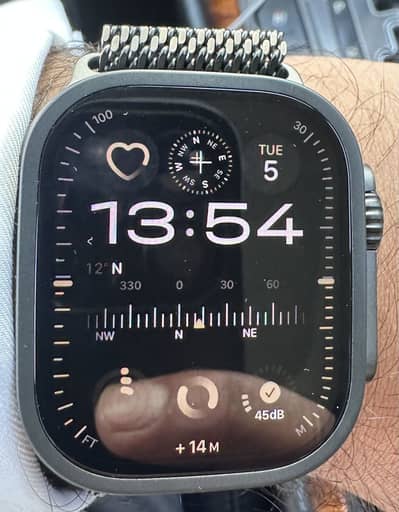 Apple Watch Ultra 2 Black - With original black titanium strap